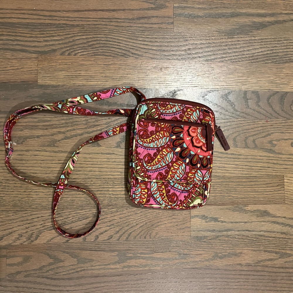 Vera Bradley Mini Hipster in Raspberry Fizz